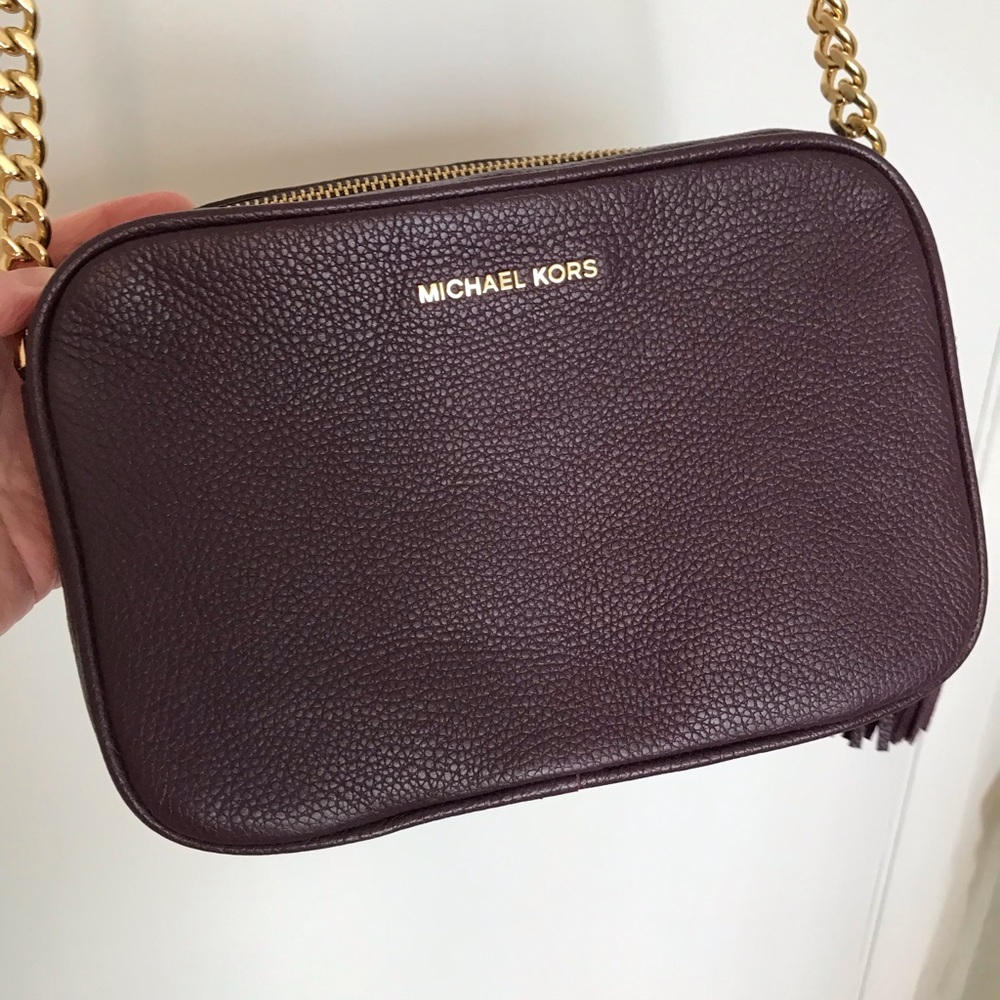 Michael Kors Ginny Crossbody - Picture 3 of 8